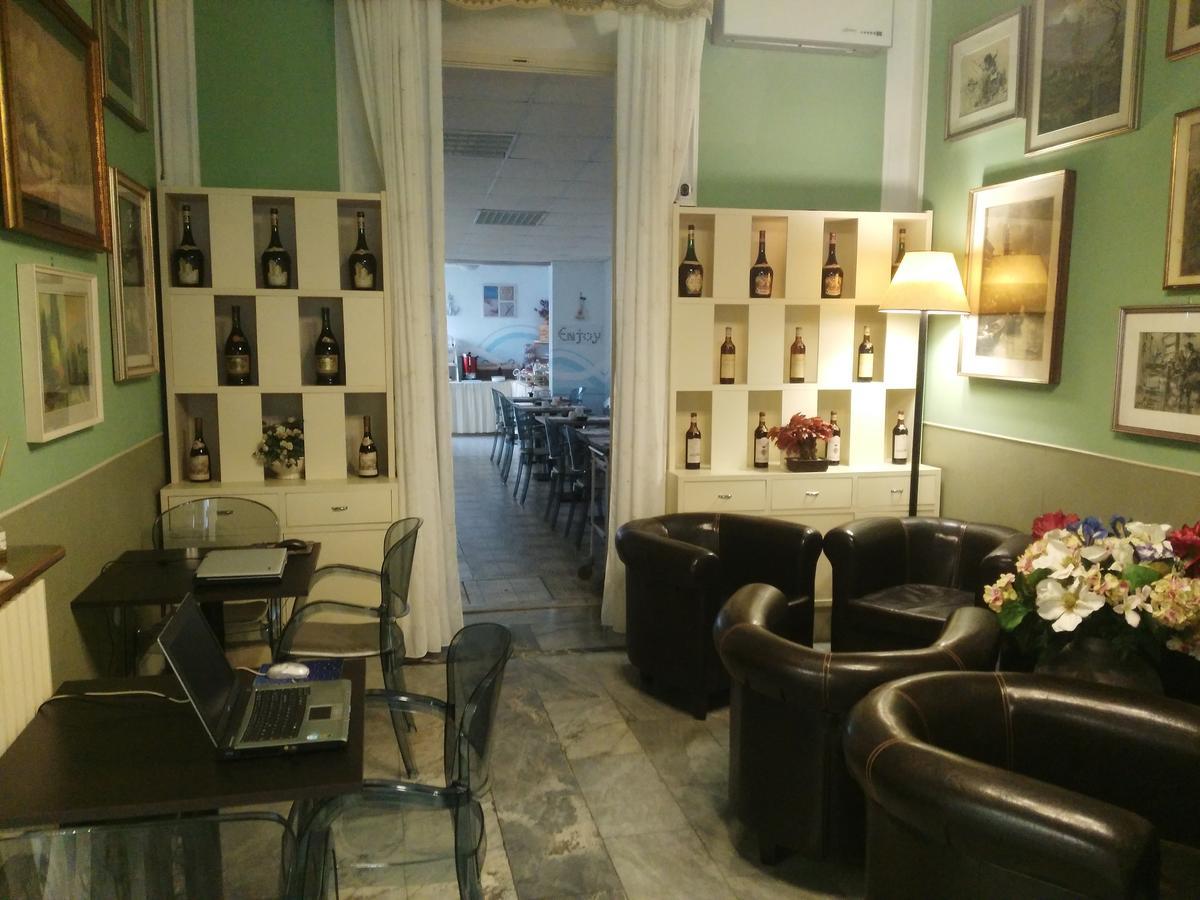 Hotel Ondina Viareggio Exterior photo